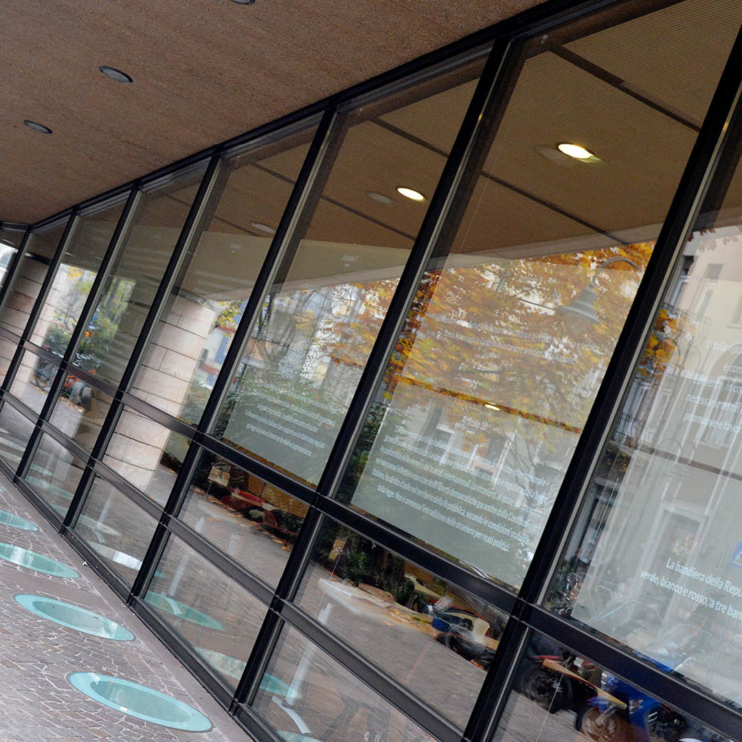 vetrata del palazzo di Giurisprudenza